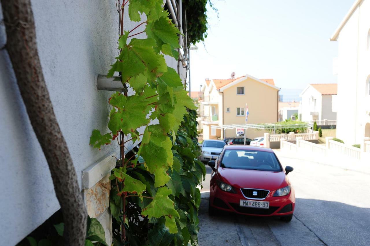 Milic Apartments Makarska Luaran gambar