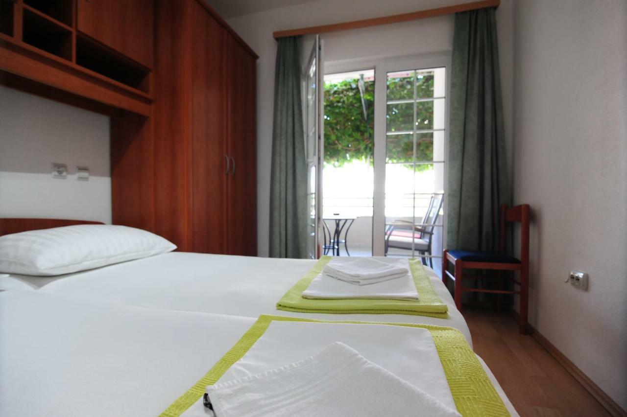 Milic Apartments Makarska Luaran gambar