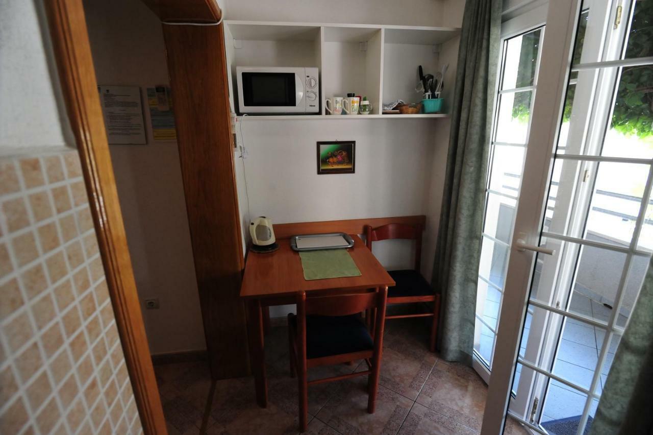 Milic Apartments Makarska Luaran gambar